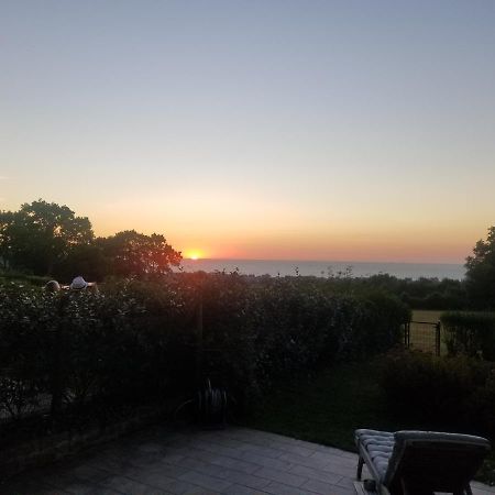 Deauville Vue Mer Туржевиль Экстерьер фото